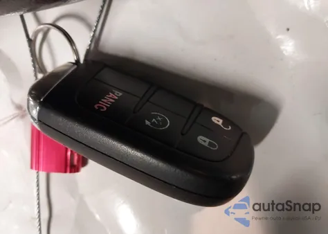 2015 Jeep Renegade Limited z USA, uszkodzony, nr VIN ZACCJBDT0FPB61017